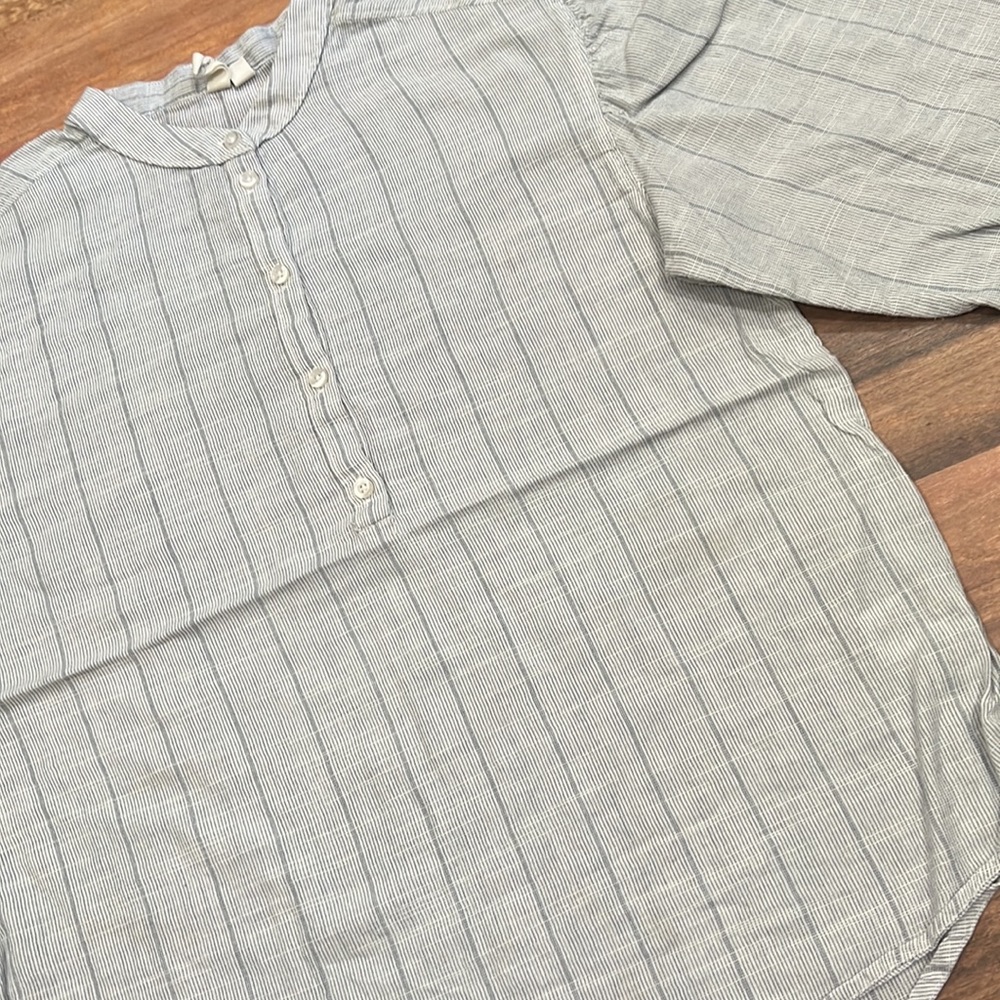 Treasure & Bond Button-Down Pullover Blouse Light… - image 5